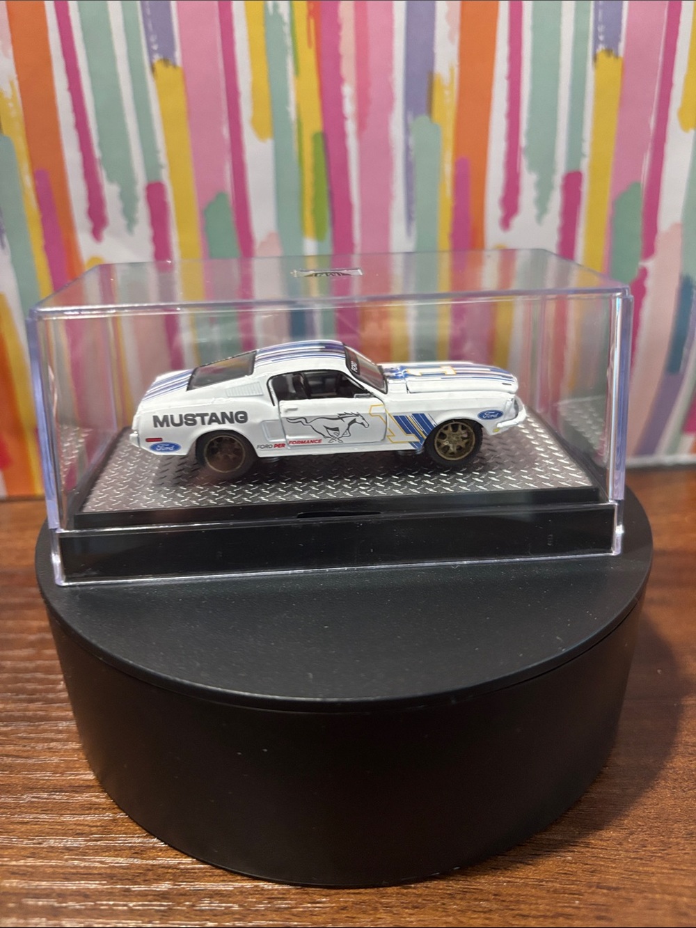 1968 Ford White Mustang Fastback 2+2. R74 24-05 in case M2